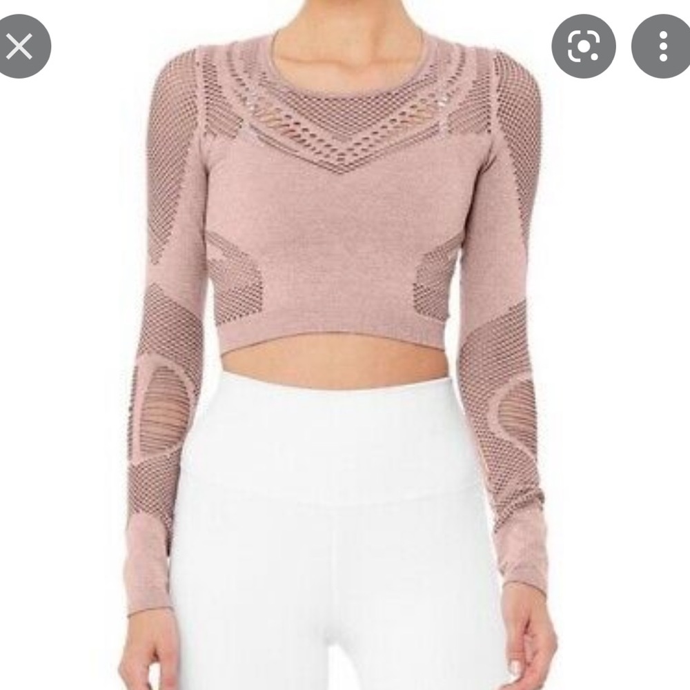 ALO Yoga Siren Long Sleeve Cropped Top